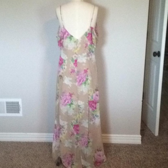 Nasty Gal XS Tan Floral Maxi Dress - Picture 3 of 6